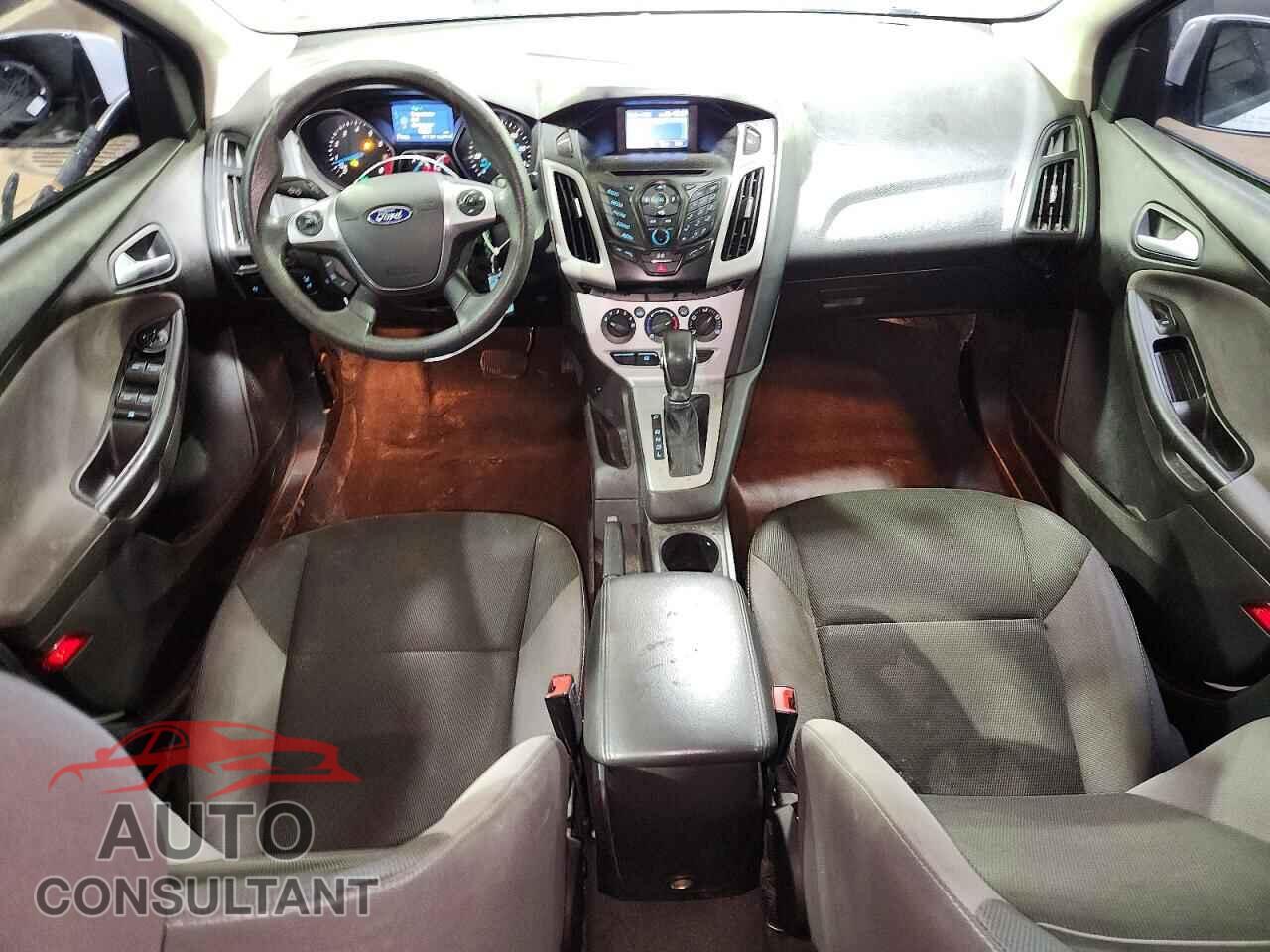 FORD FOCUS 2014 - 1FADP3F22EL124256