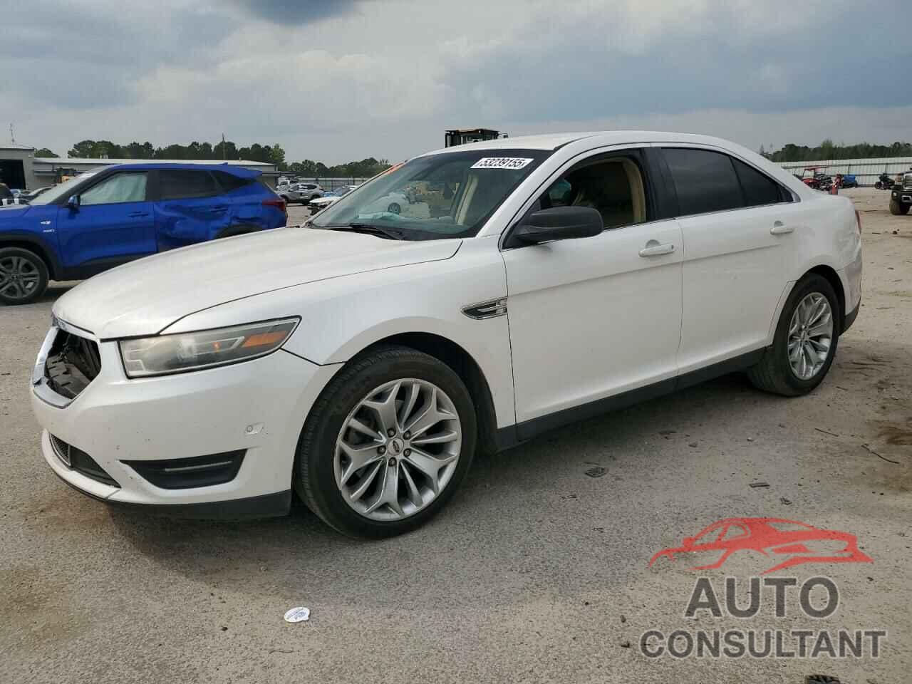FORD TAURUS 2017 - 1FAHP2F82HG132970