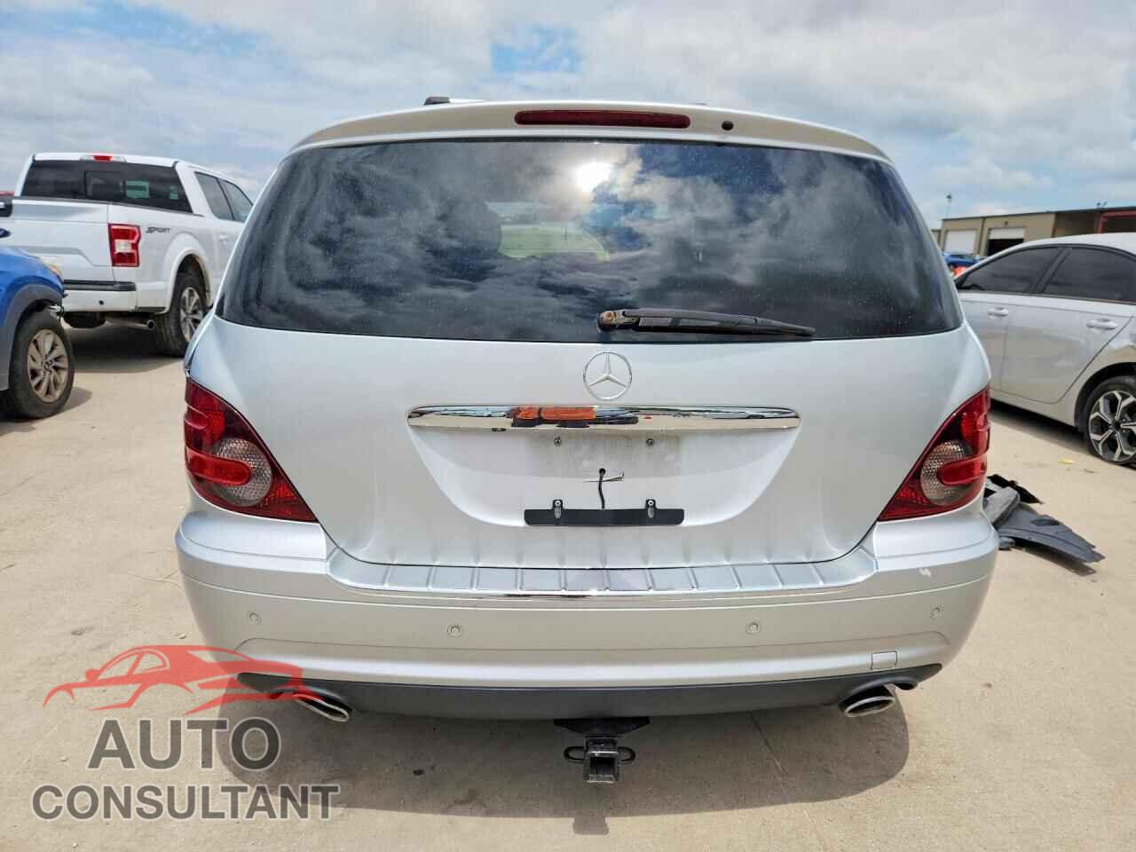 MERCEDES-BENZ R-CLASS 2009 - 4JGCB25E49A096385