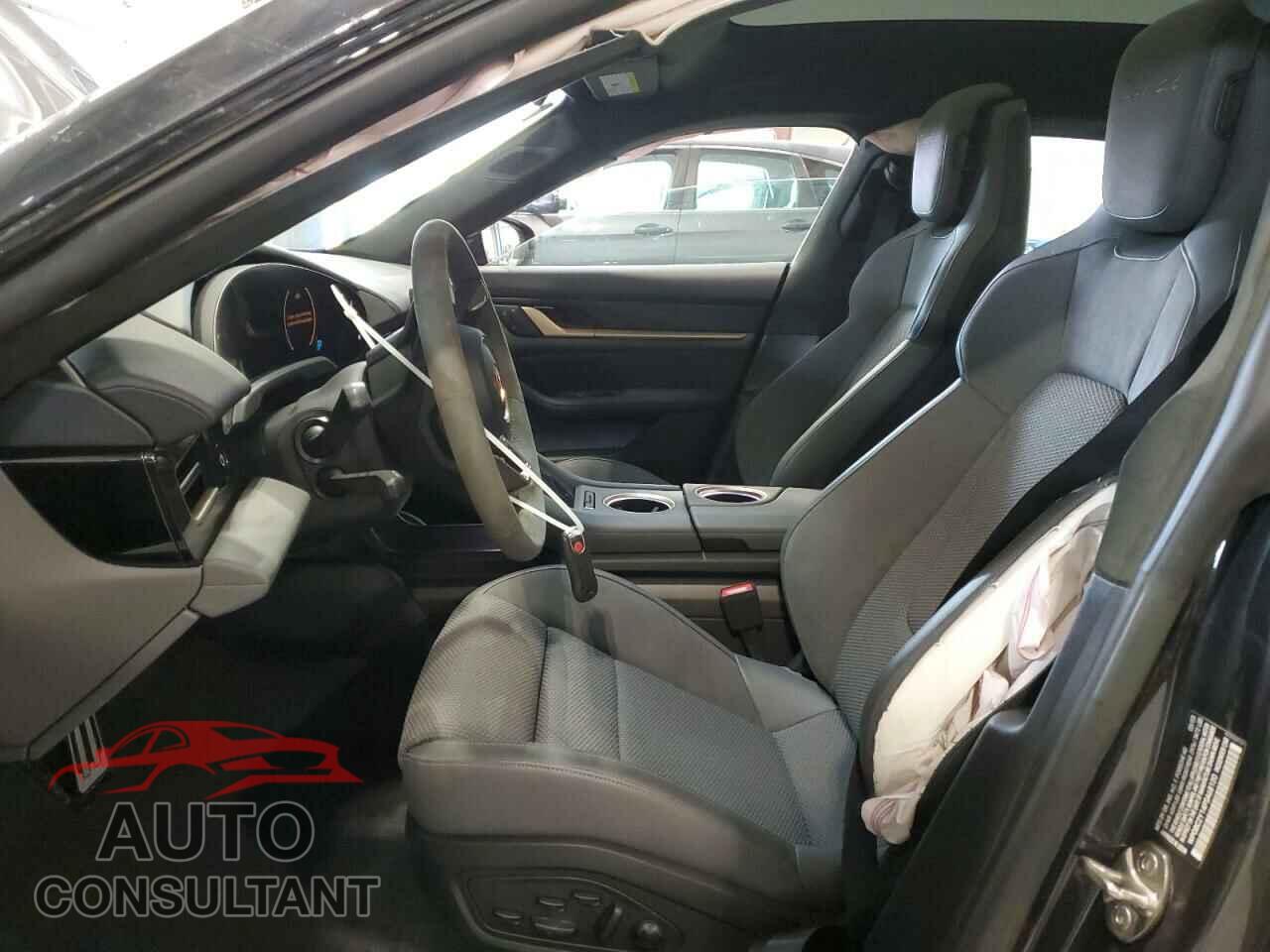 PORSCHE TAYCAN 2023 - WP0BC2Y14PSA68120
