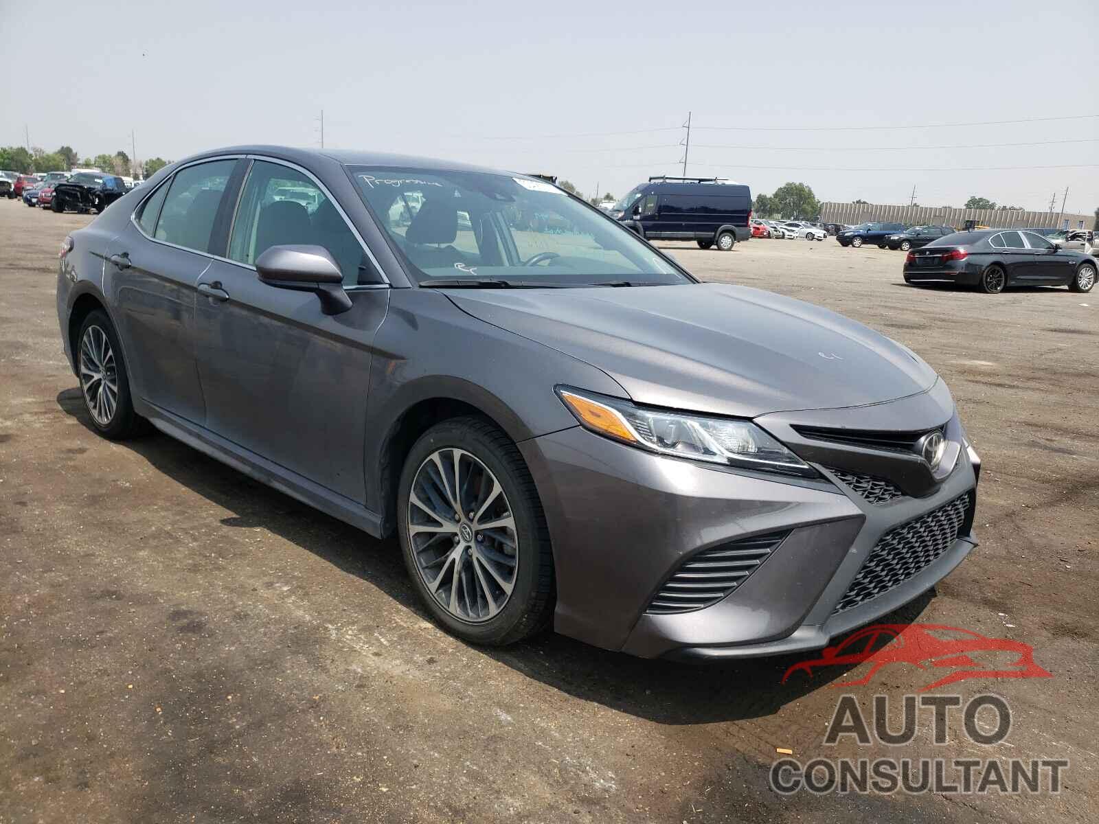 TOYOTA CAMRY 2020 - 4T1G11AK0LU894995