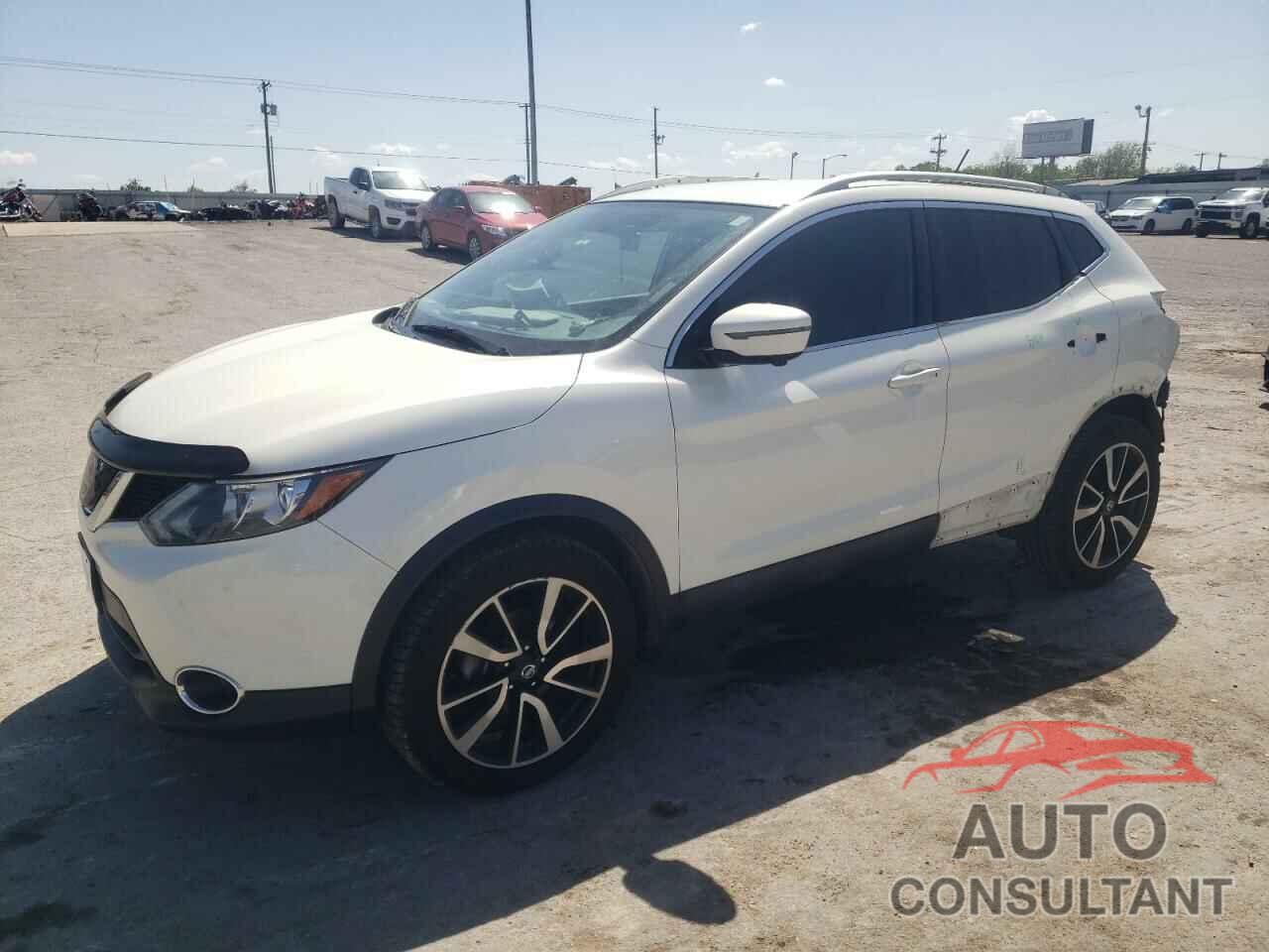 NISSAN ROGUE 2018 - JN1BJ1CP4JW185658