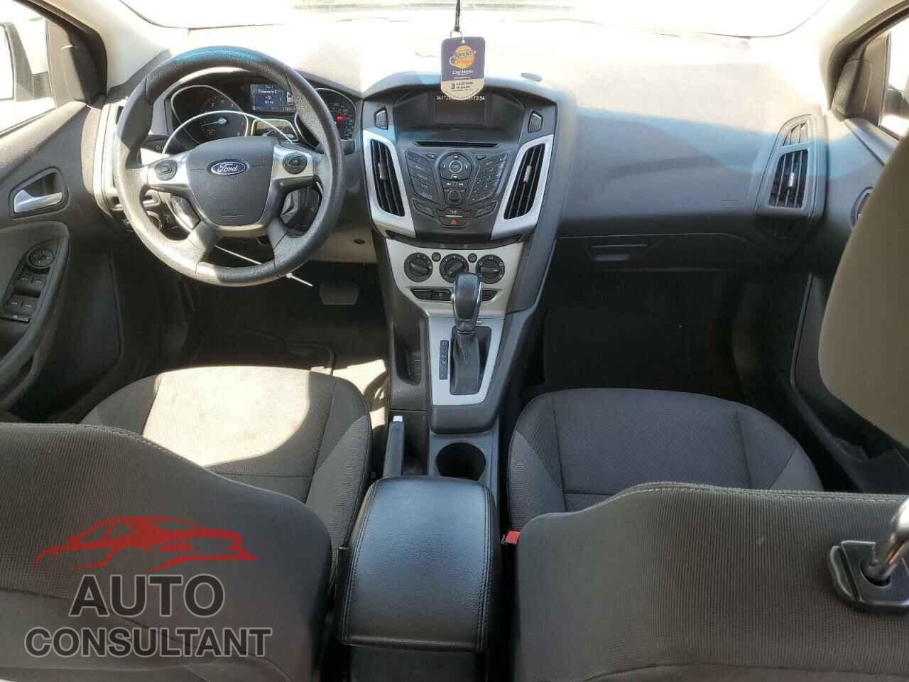 FORD FOCUS 2012 - 1FAHP3F22CL366947