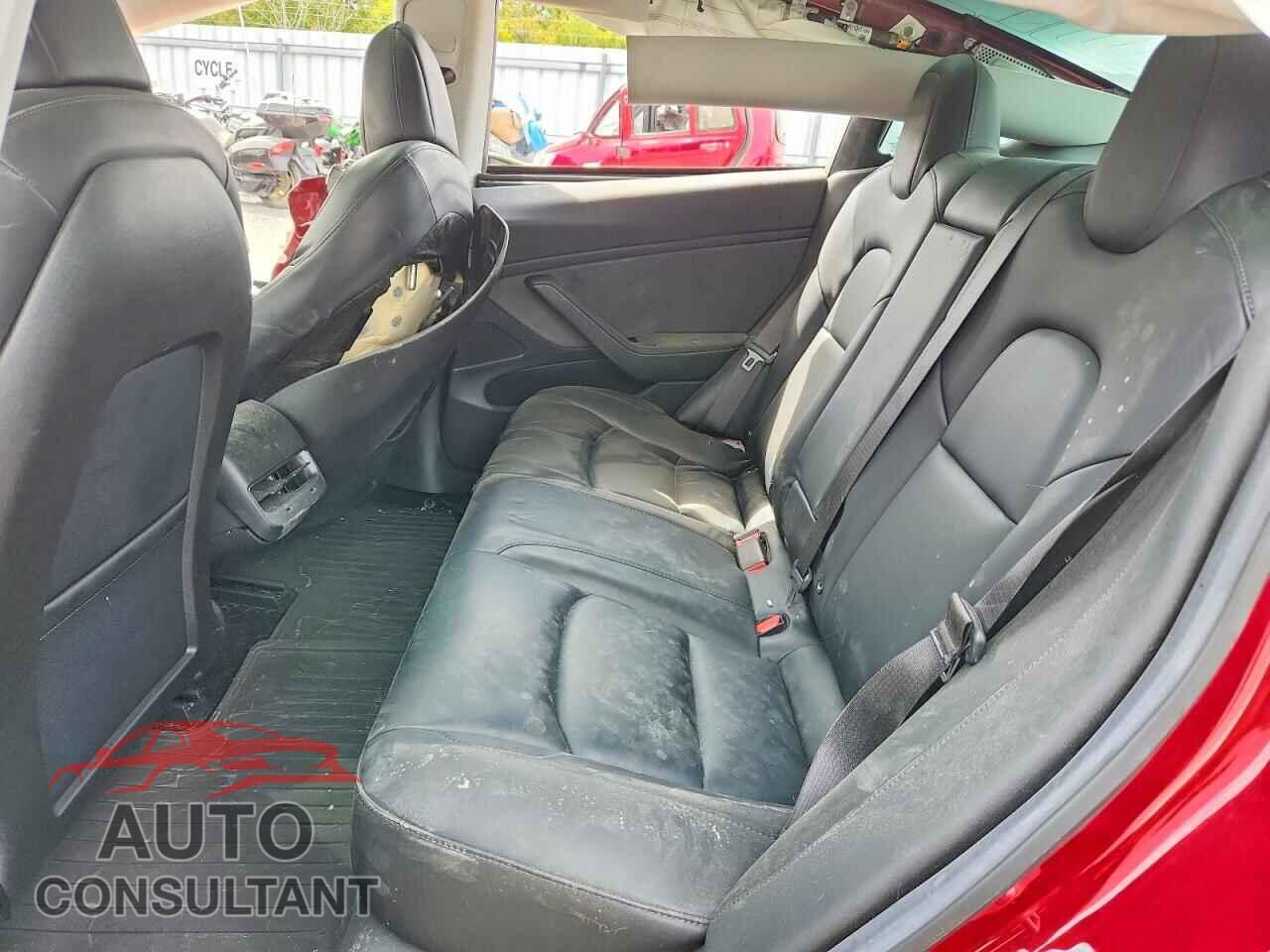 TESLA MODEL 3 2018 - 5YJ3E1EA3JF095856