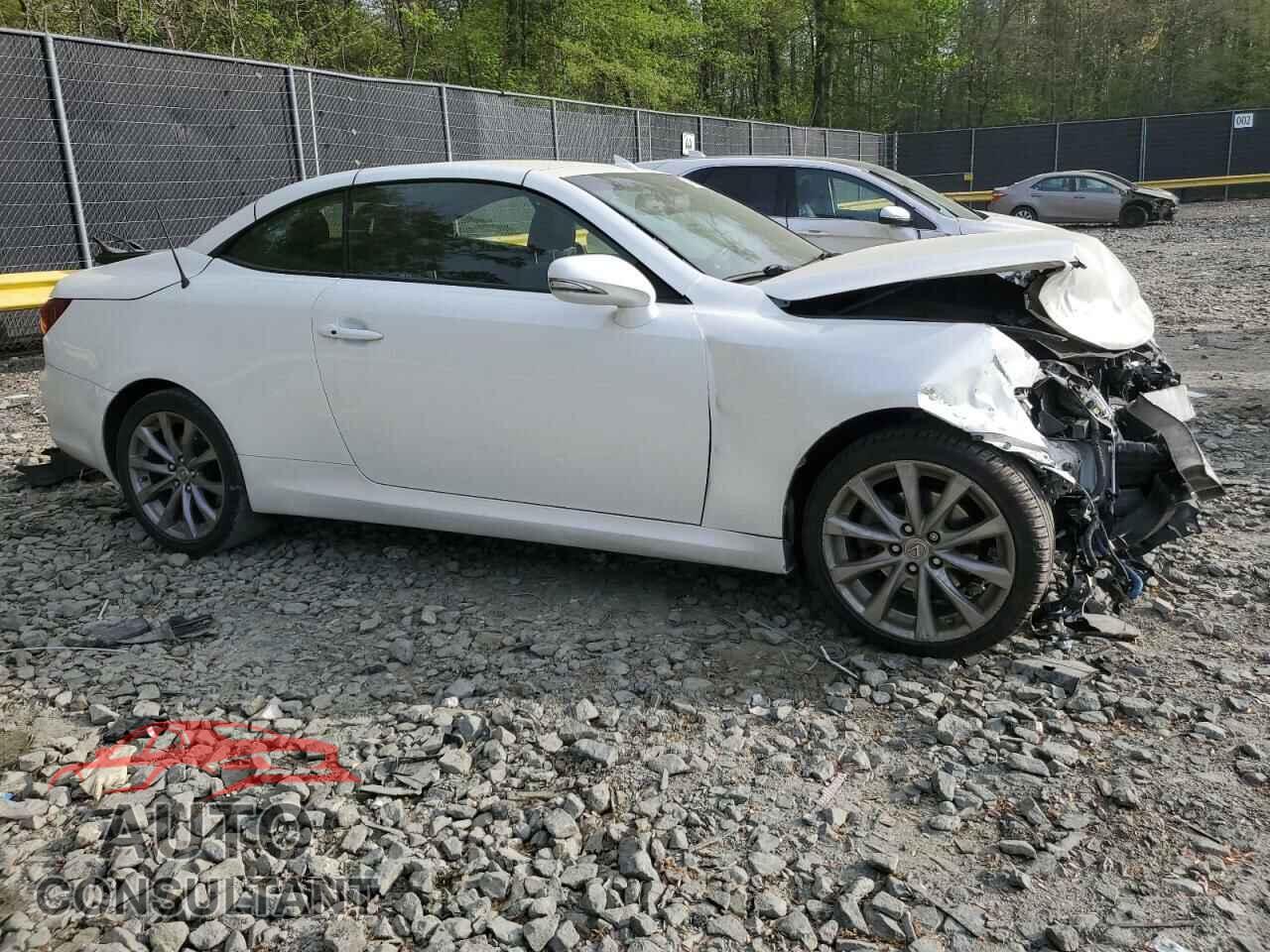 LEXUS IS 2013 - JTHFF2C24D2528196