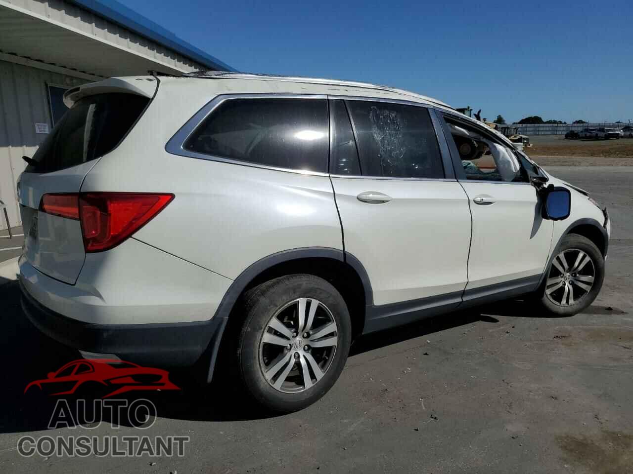 HONDA PILOT 2017 - 5FNYF5H8XHB034663