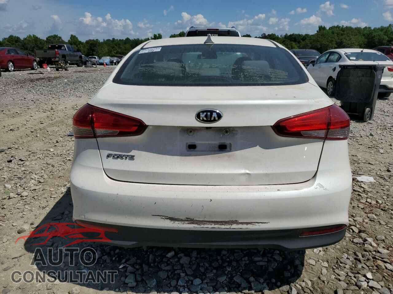 KIA FORTE 2017 - 3KPFL4A76HE107142