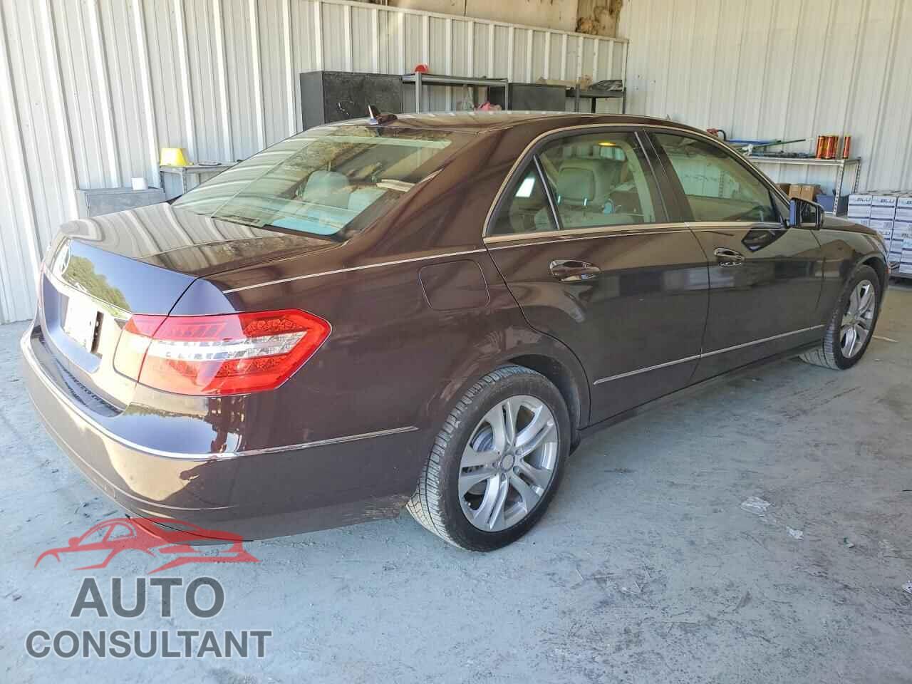 MERCEDES-BENZ E-CLASS 2011 - WDDHF5GB9BA410076