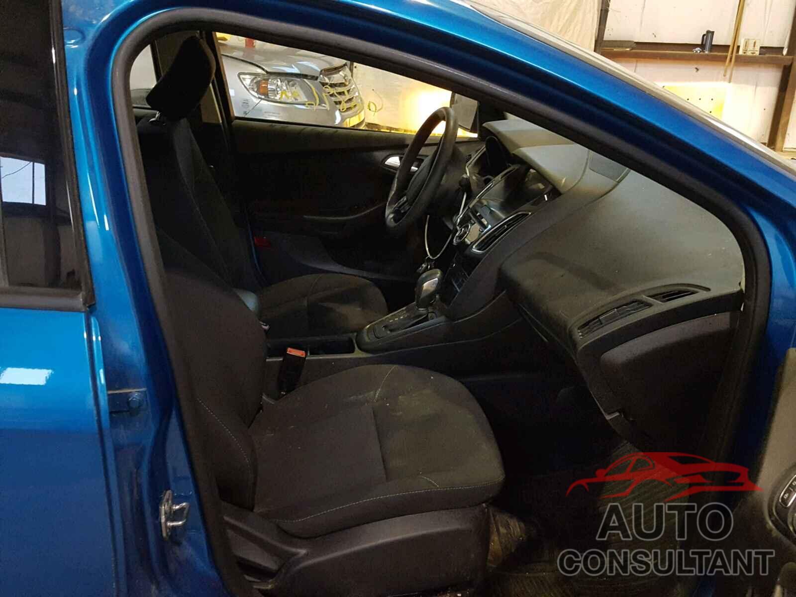 FORD FOCUS 2017 - 1FADP3H2XHL220475