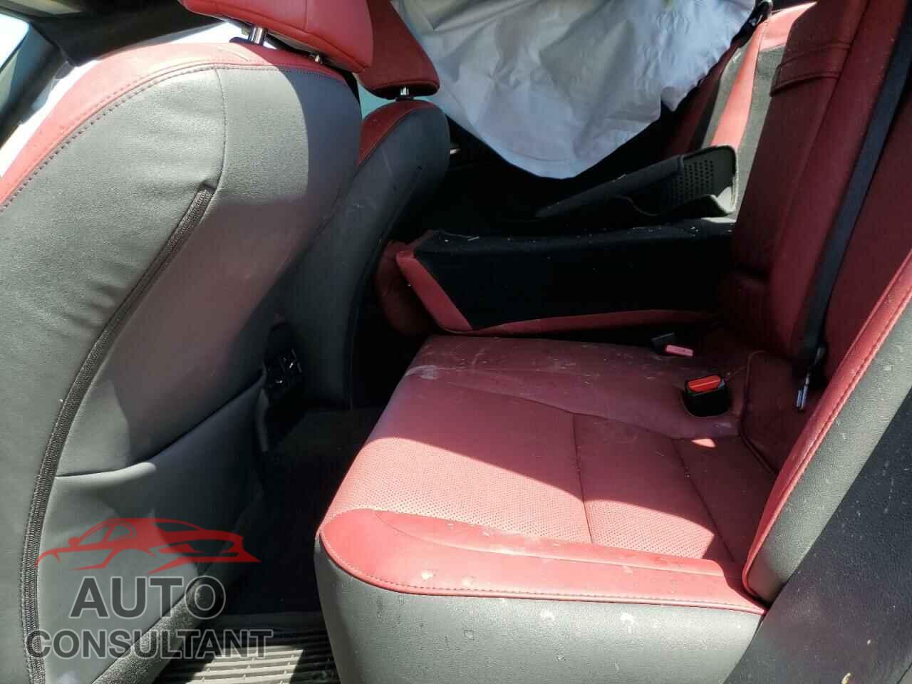 LEXUS IS 2023 - JTHDA1D2XP5124675
