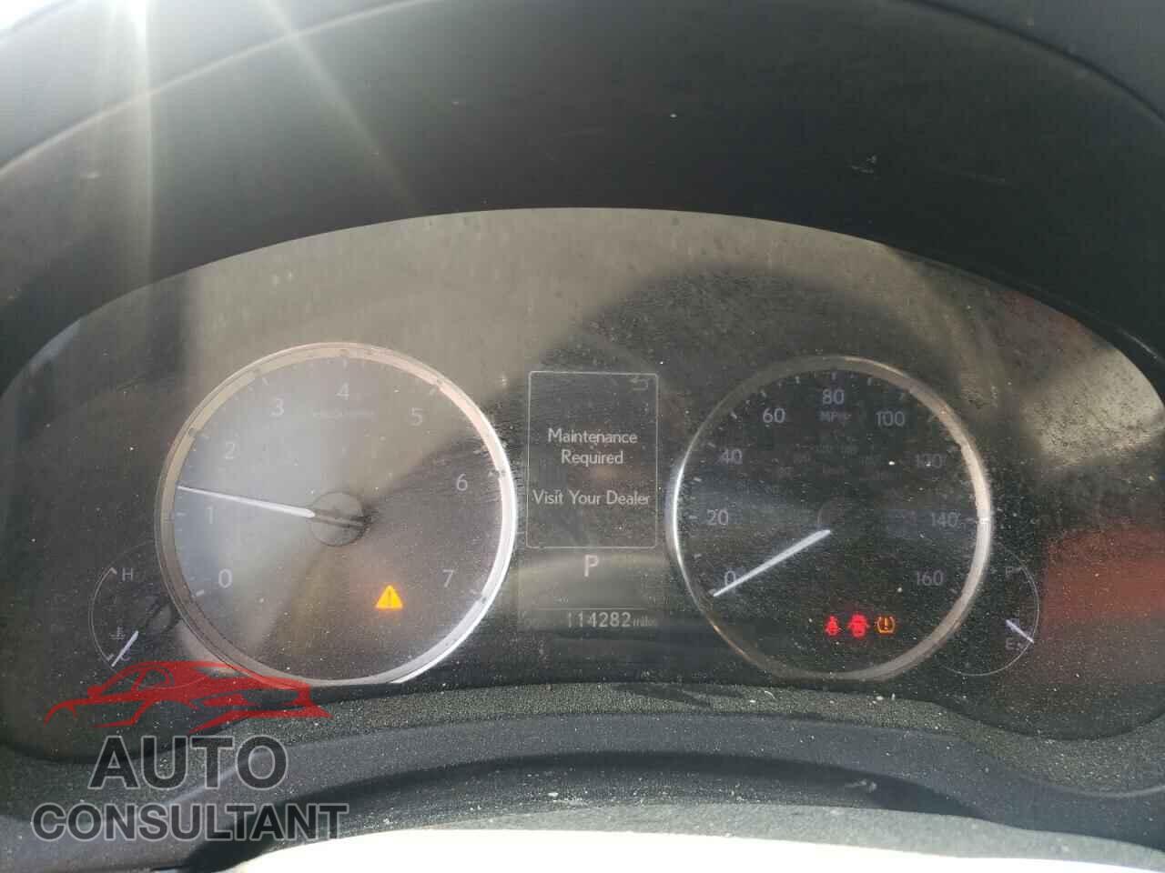 LEXUS IS 2018 - JTHBA1D23J5073793