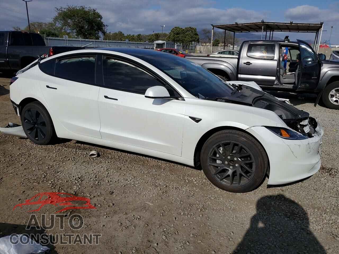TESLA MODEL 3 2024 - 5YJ3E1EA7RF749463