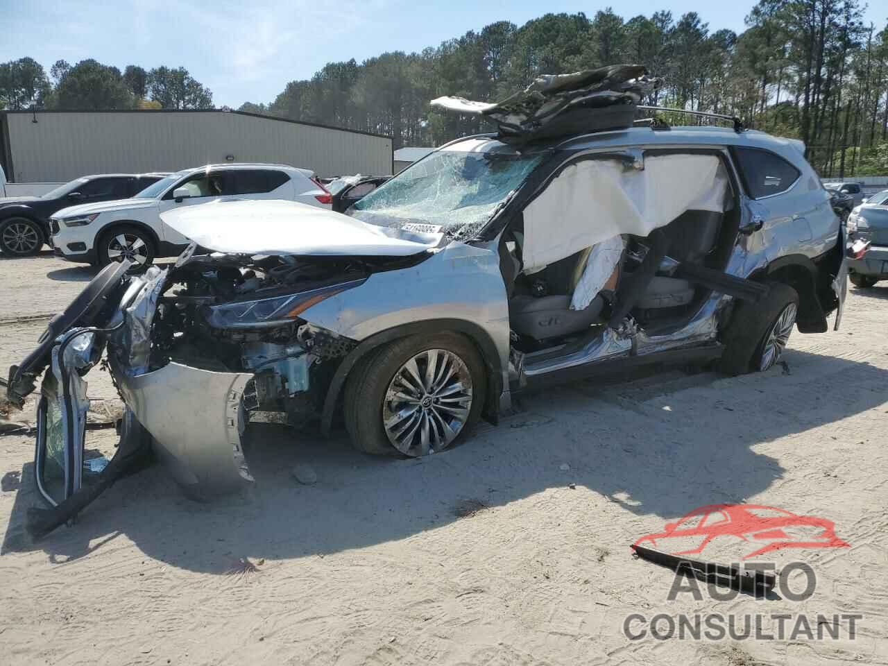 TOYOTA HIGHLANDER 2025 - 5TDEBRCH7SS652099