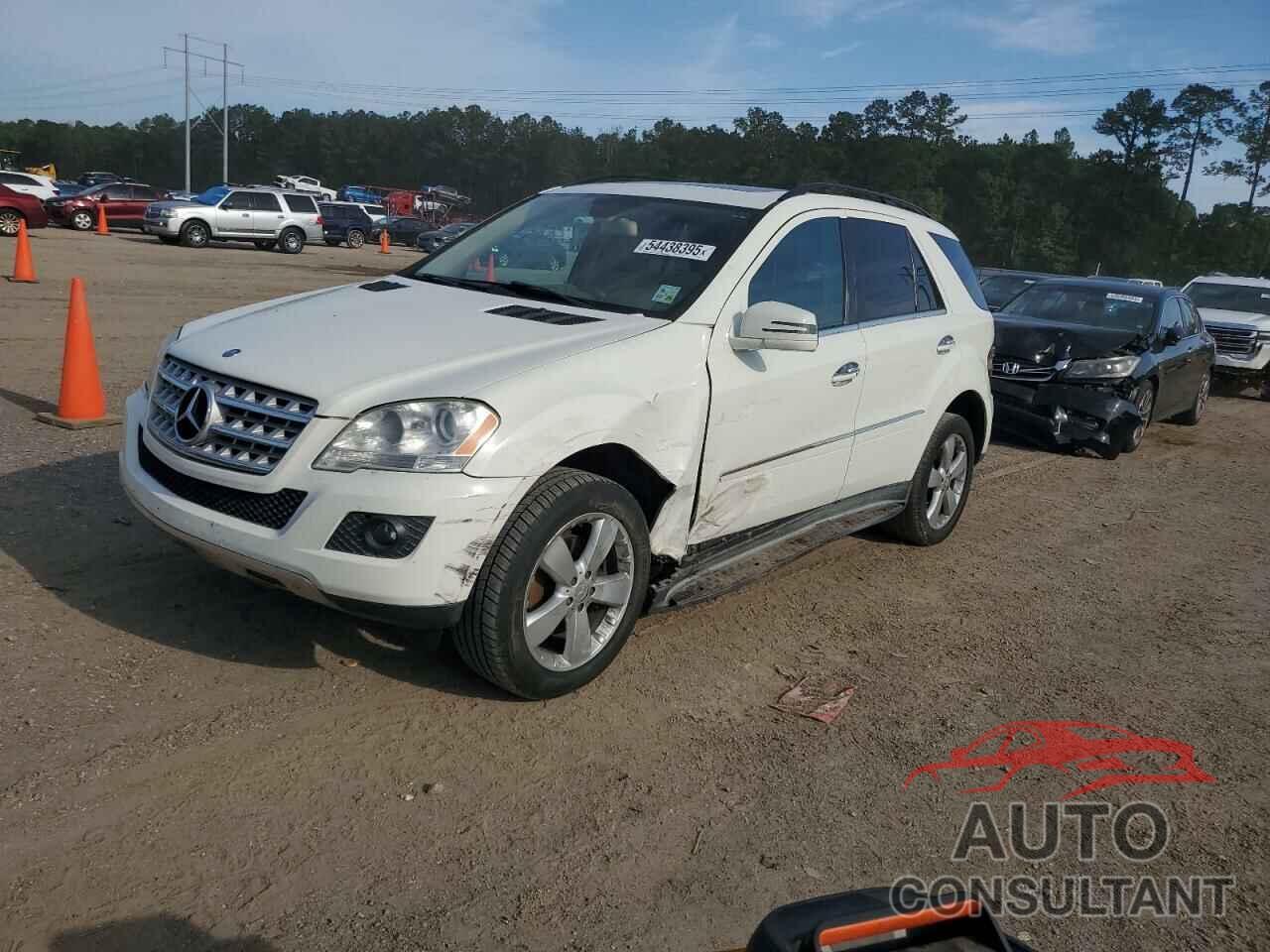 MERCEDES-BENZ M-CLASS 2011 - 4JGBB5GB0BA755441