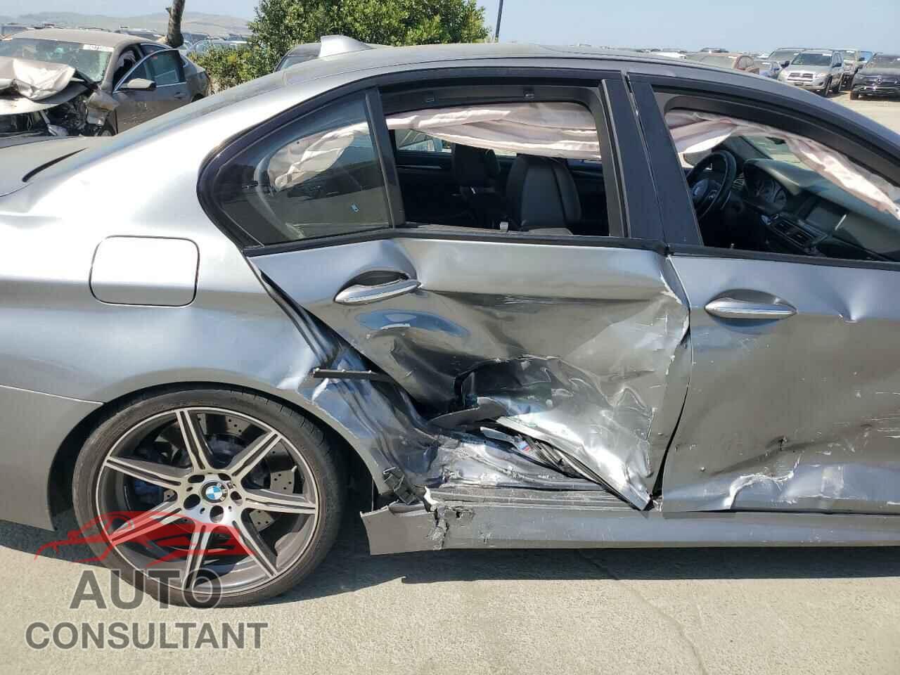BMW M5 2014 - WBSFV9C58ED593431