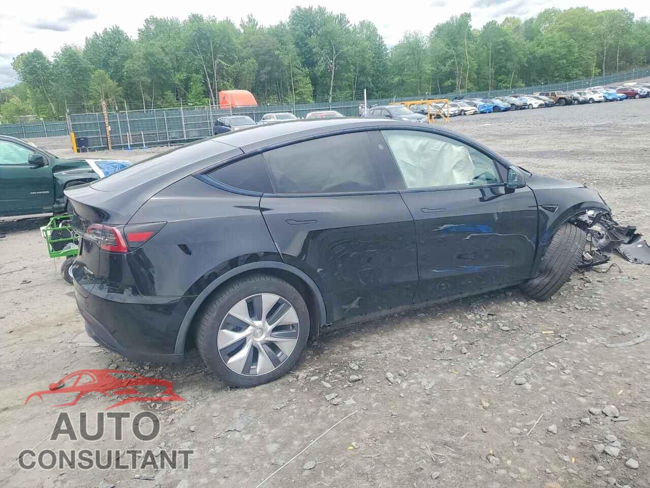 TESLA MODEL Y 2023 - 7SAYGDEE5PA190884