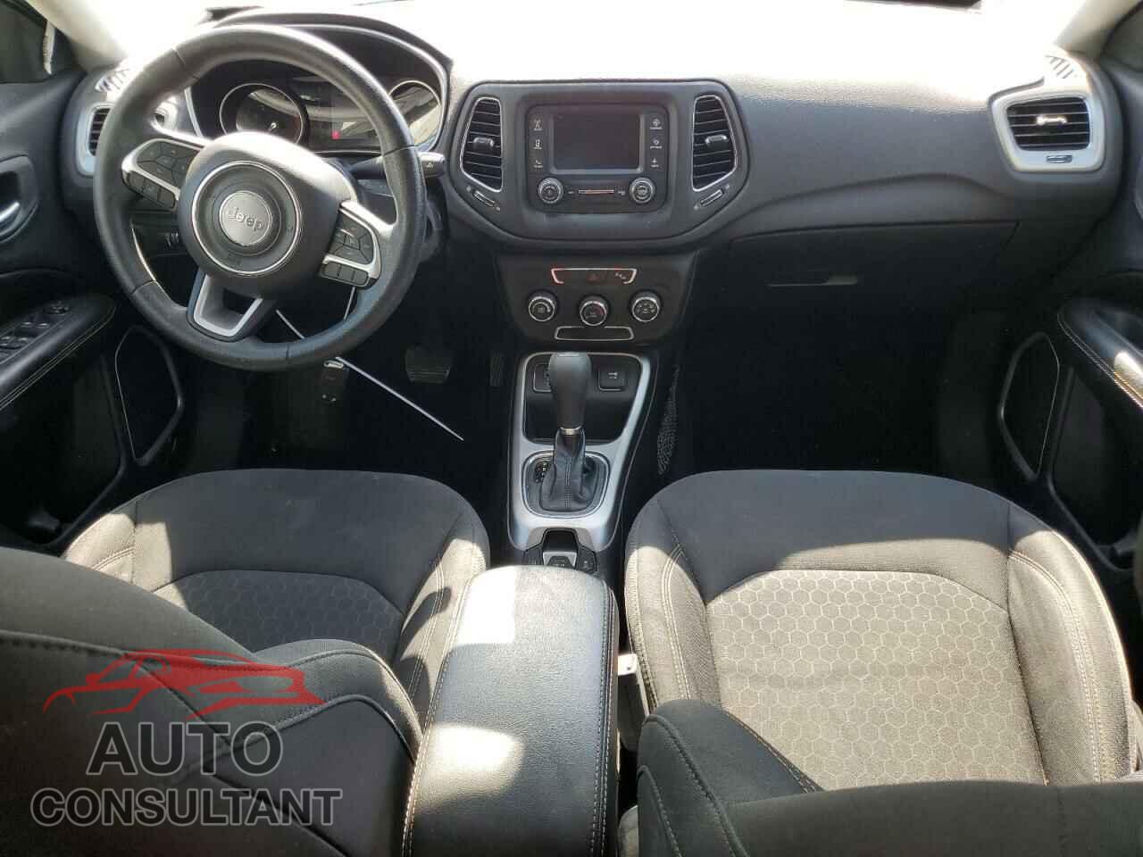 JEEP COMPASS 2017 - 3C4NJCAB9HT669144