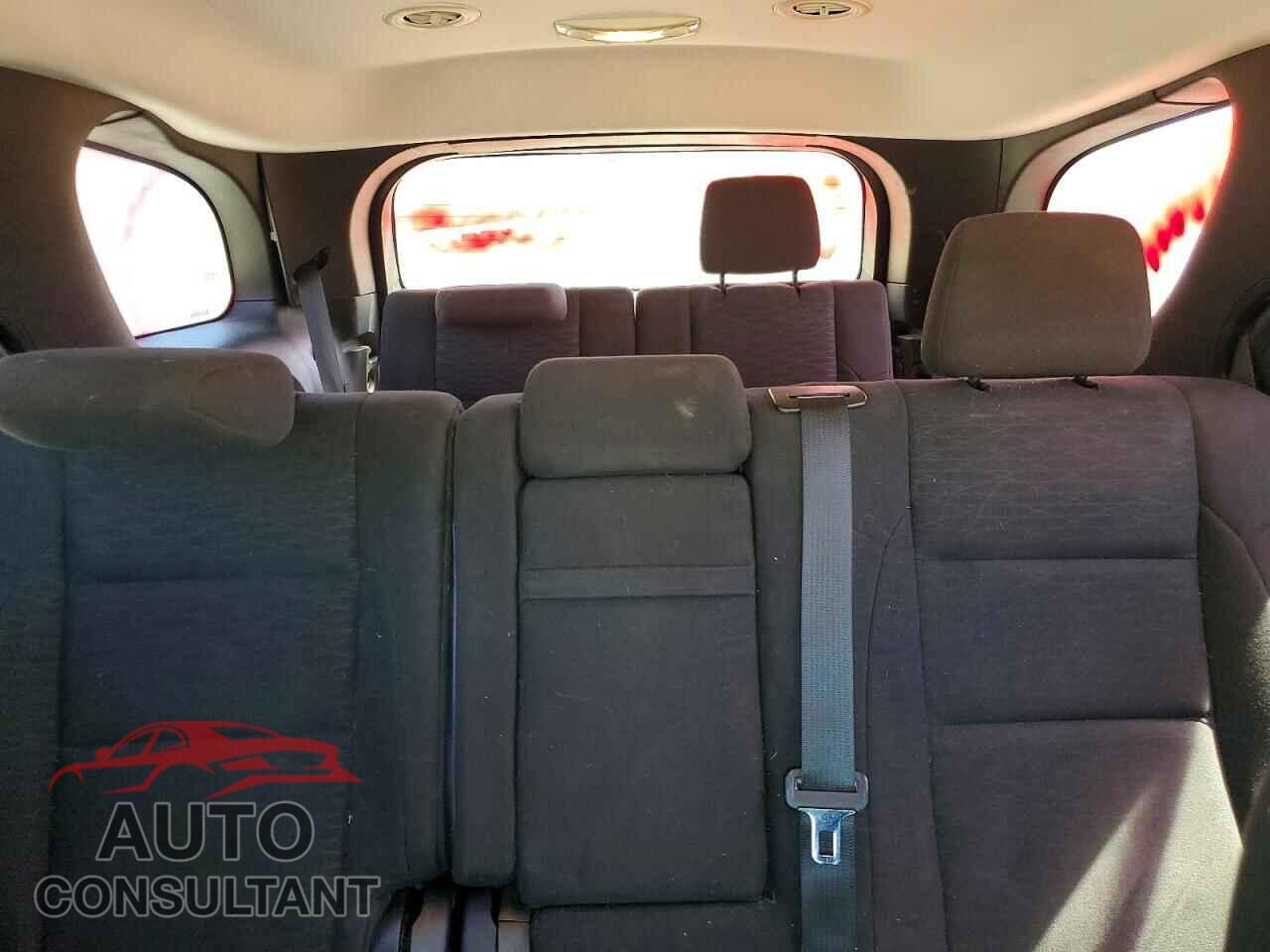 DODGE DURANGO 2018 - 1C4RDHAG2JC186243