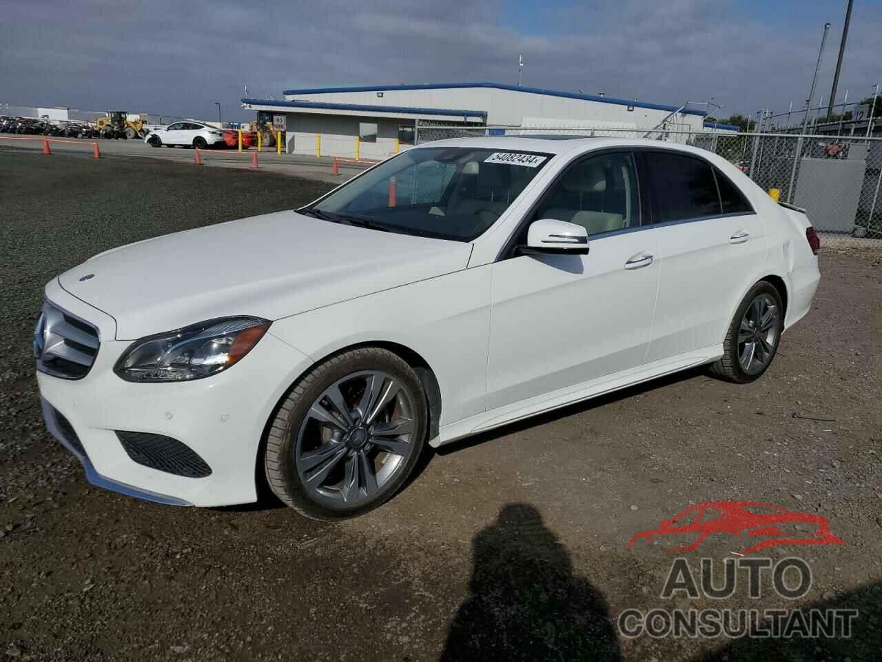 MERCEDES-BENZ E-CLASS 2016 - WDDHF5KB4GB229590