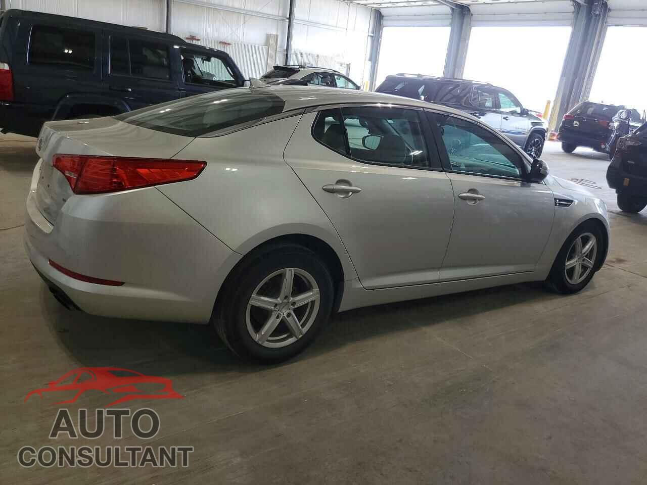 KIA OPTIMA 2011 - KNAGM4A74B5177093