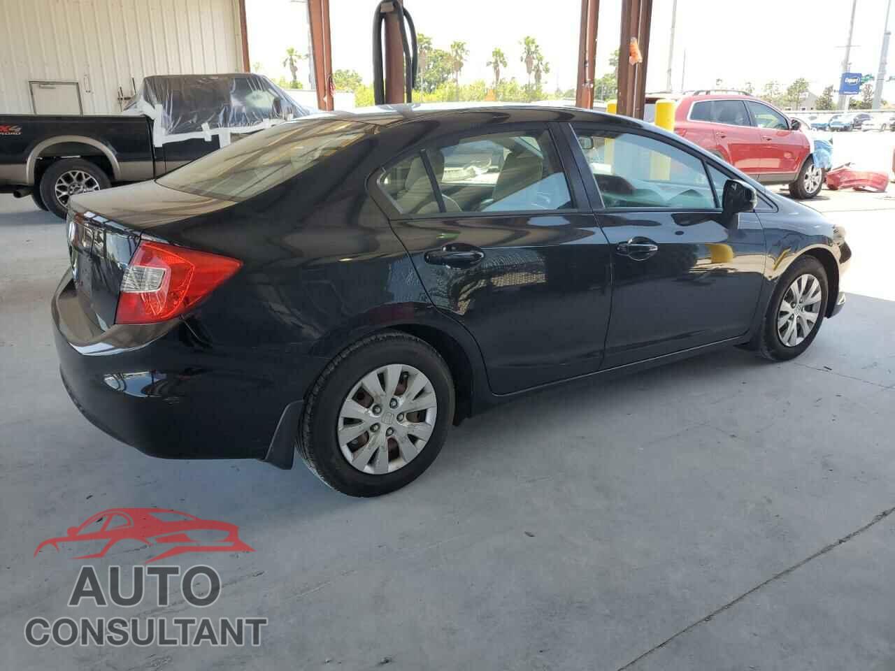 HONDA CIVIC 2012 - 2HGFB2F50CH581892
