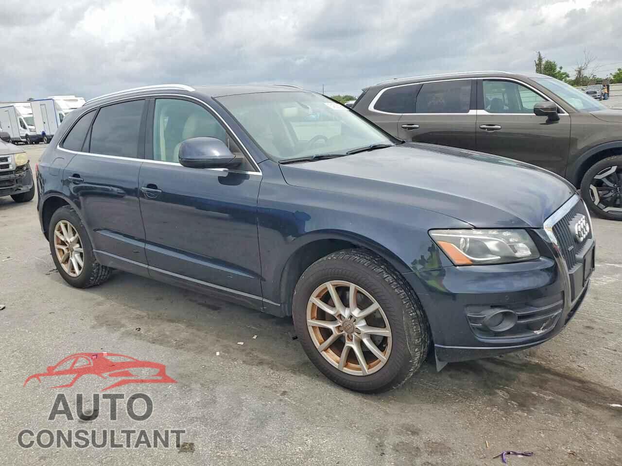 AUDI Q5 2012 - WA1LFAFP2CA057122