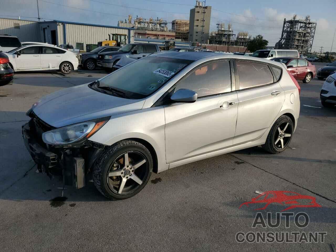 HYUNDAI ACCENT 2012 - KMHCU5AE4CU058727