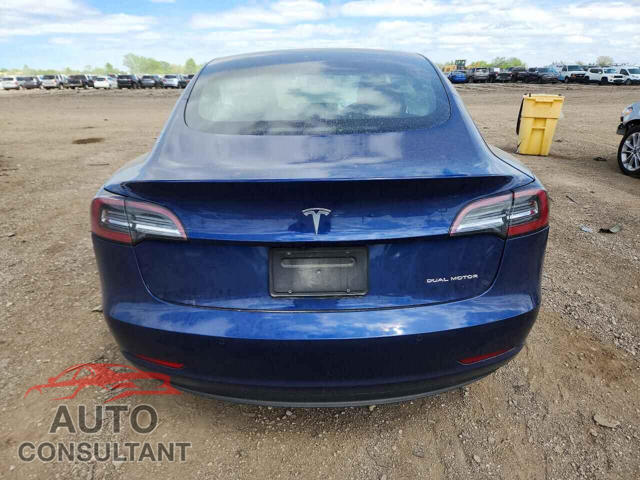 TESLA MODEL 3 2018 - 5YJ3E1EB9JF095191