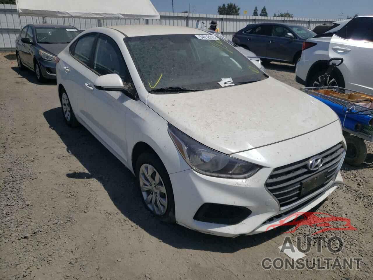 HYUNDAI ACCENT 2018 - 3KPC24A38JE033912