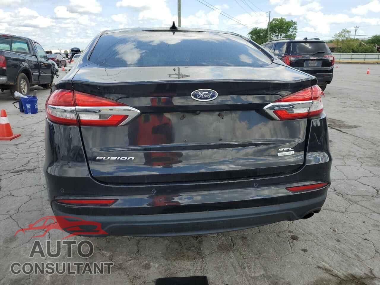 FORD FUSION 2019 - 3FA6P0CD2KR147322