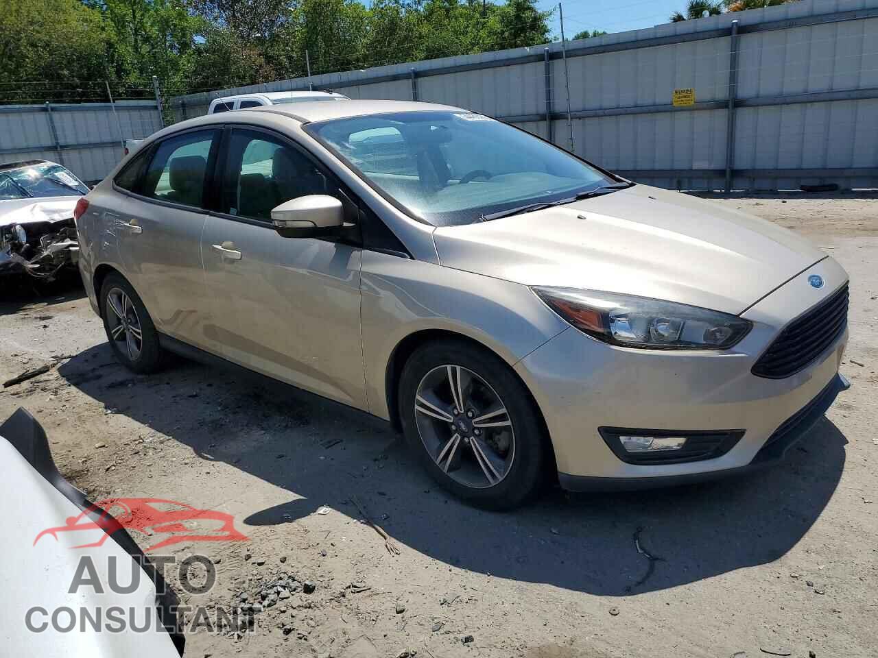 FORD FOCUS 2017 - 1FADP3FE5HL241182