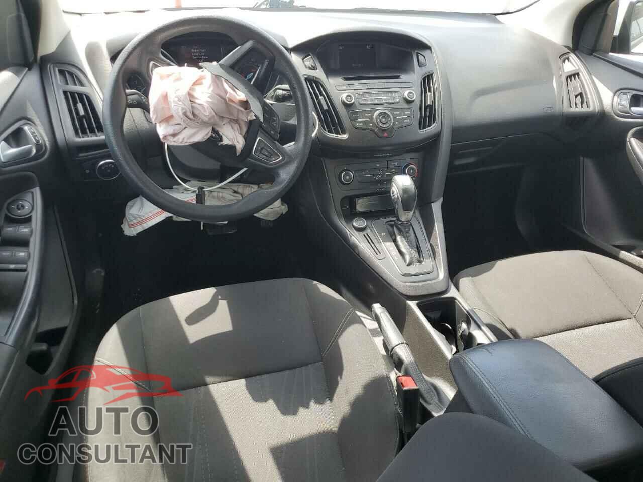 FORD FOCUS 2016 - 1FADP3F24GL228749