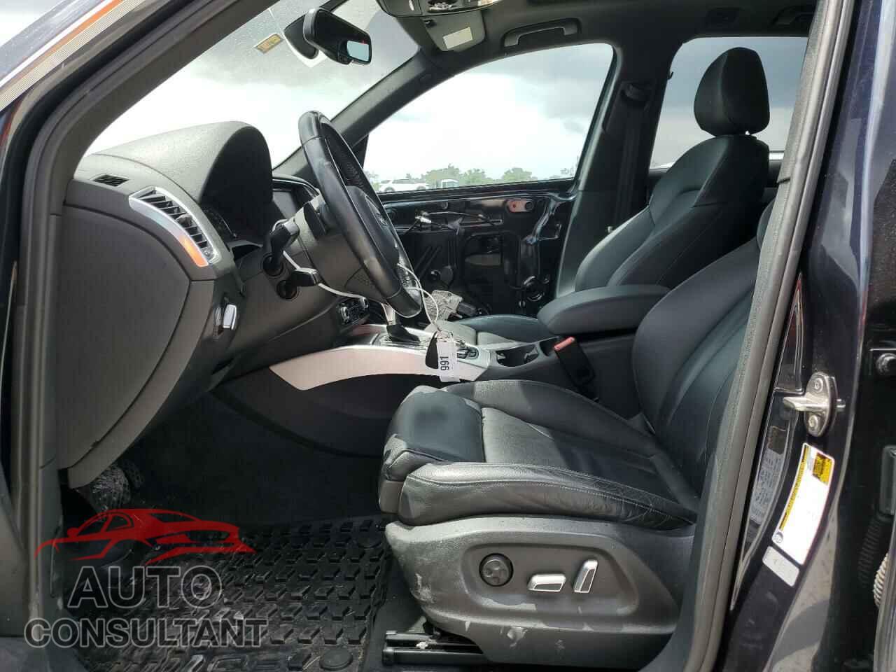 AUDI Q5 2017 - WA1M2AFP8HA047041