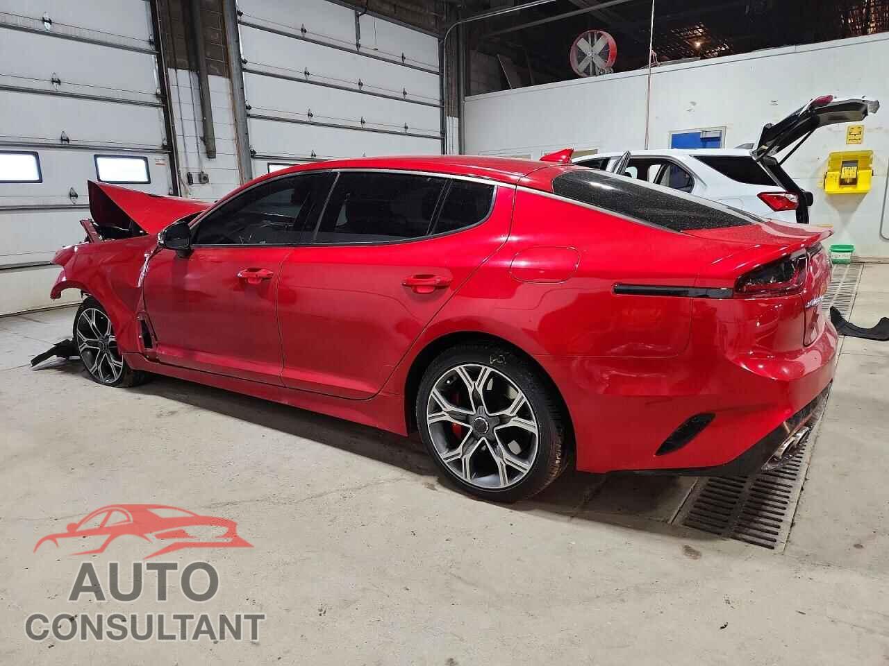 KIA STINGER 2019 - KNAE35LC8K6059861
