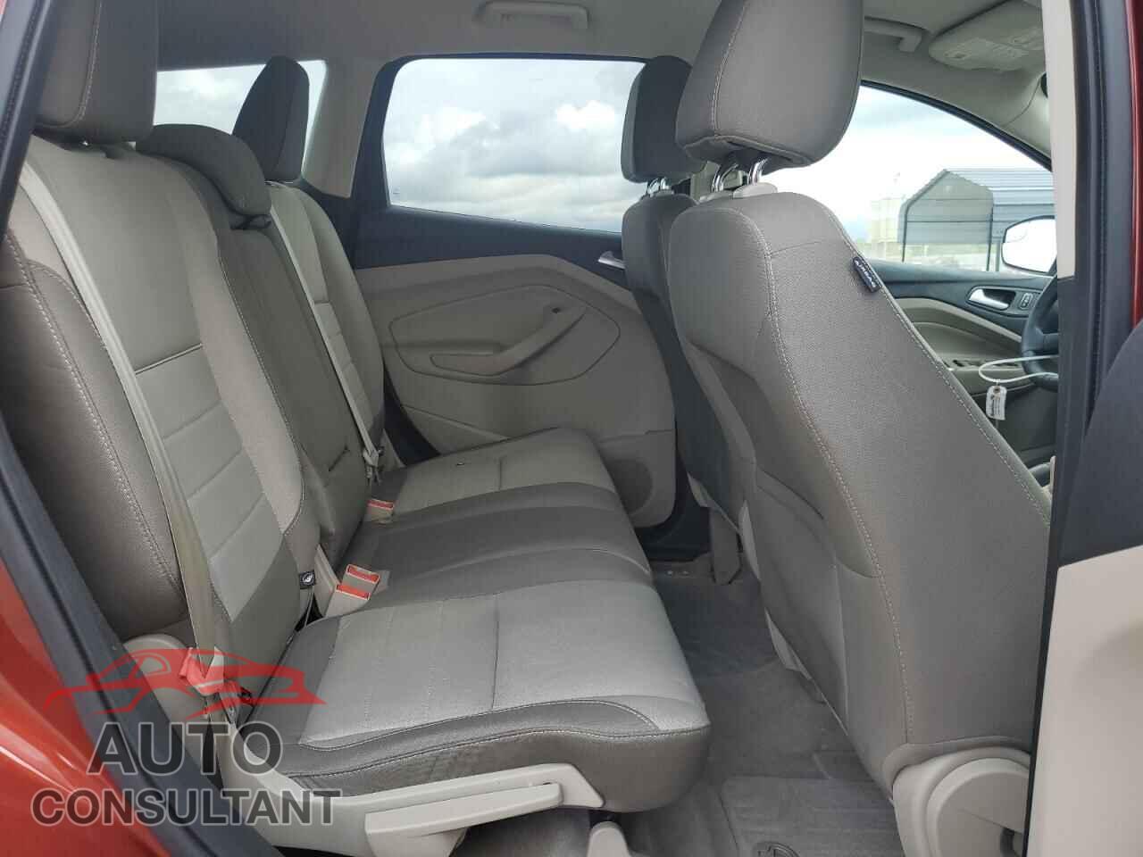 FORD ESCAPE 2014 - 1FMCU0GX7EUD24613