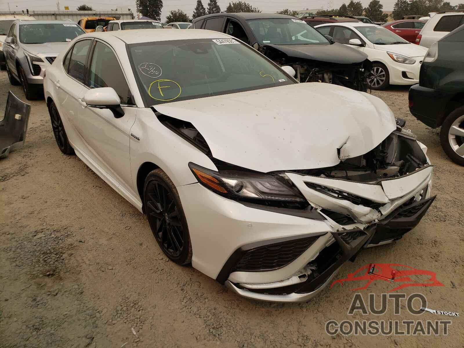 TOYOTA CAMRY 2021 - 4T1K31AKXMU549737