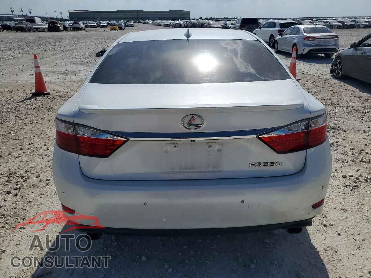 LEXUS ES350 2015 - JTHBK1GG4F2173592