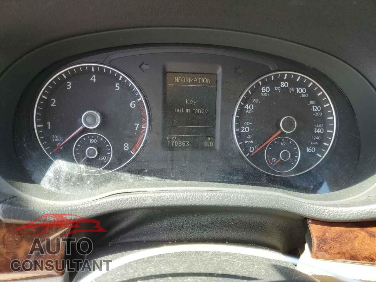 VOLKSWAGEN PASSAT 2012 - 1VWCH7A31CC110983
