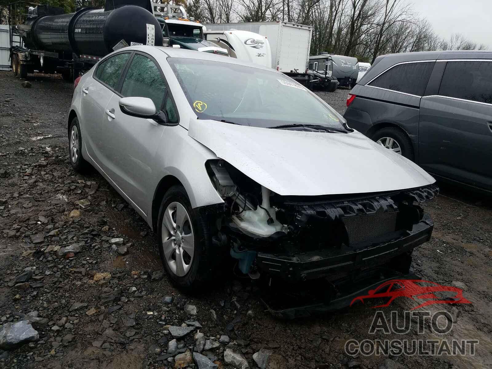 KIA FORTE 2018 - 3KPFK4A79JE222410