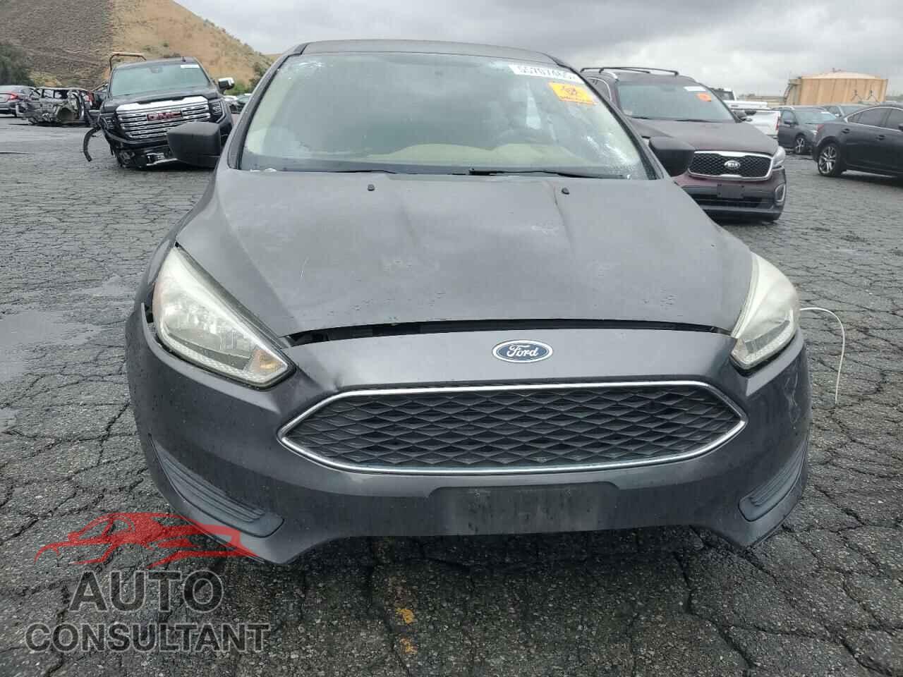 FORD FOCUS 2017 - 1FADP3E22HL219776