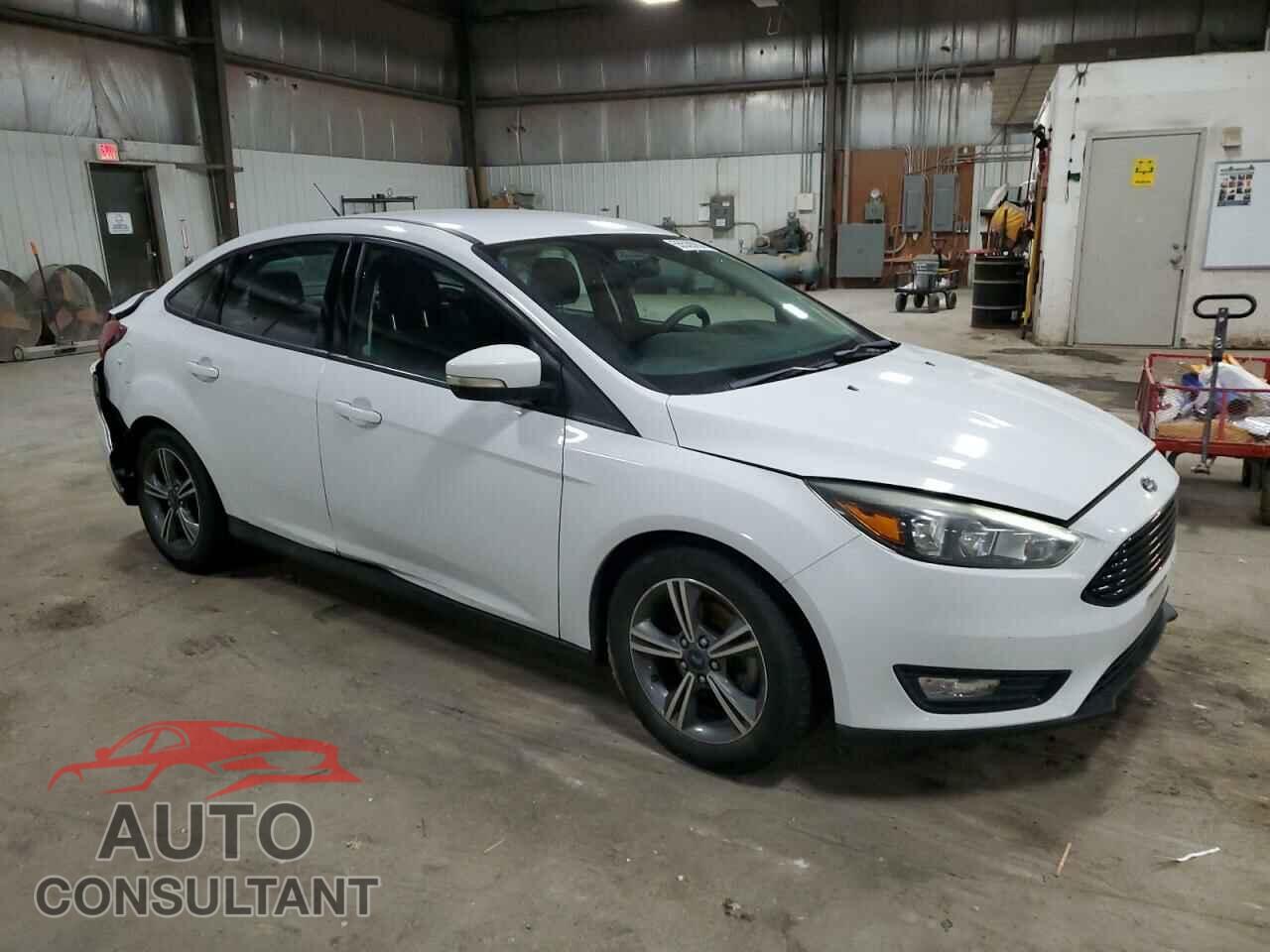 FORD FOCUS 2016 - 1FADP3FE8GL324863