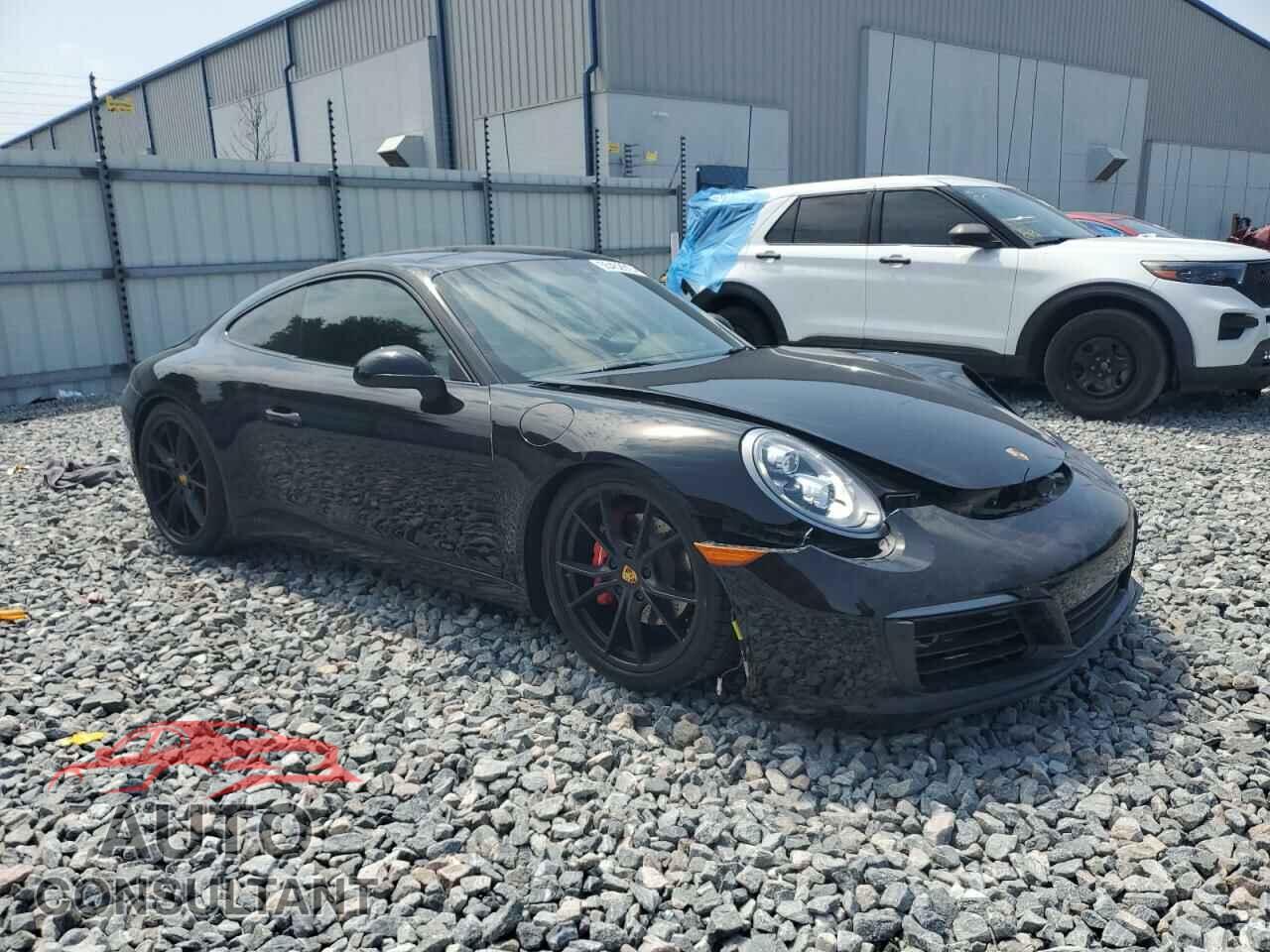 PORSCHE 911 2018 - WP0AA2A95JS105701