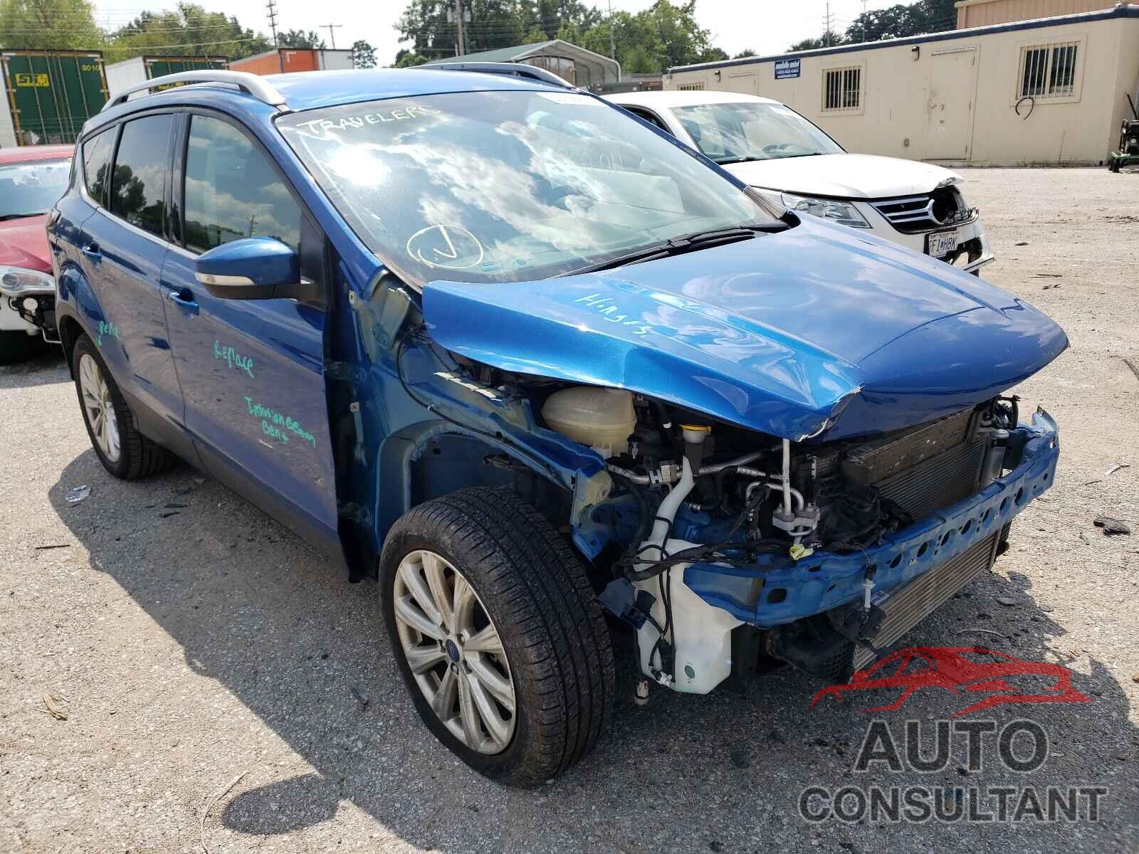 FORD ESCAPE 2017 - 1FMCU0J95HUF10326