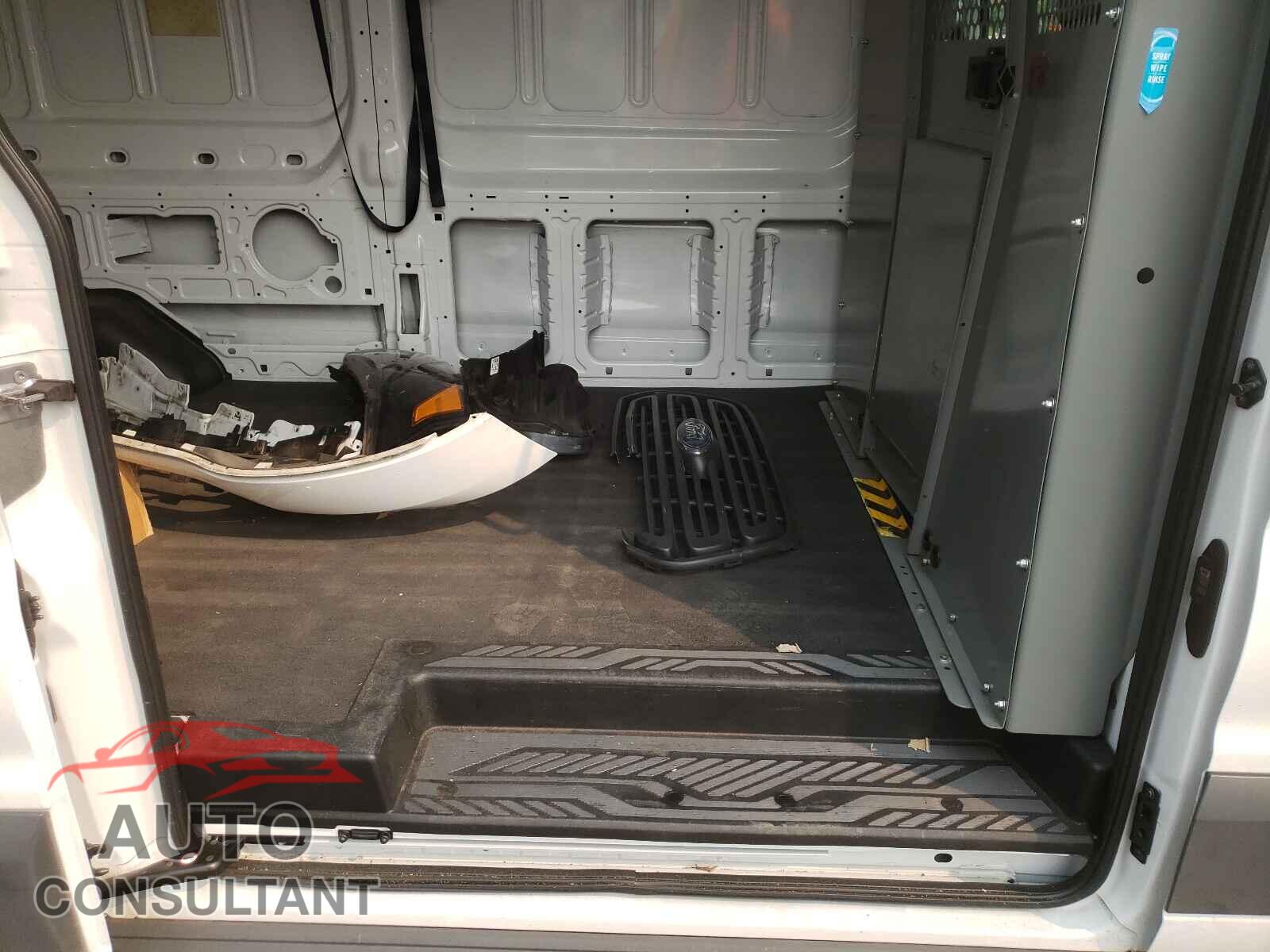 FORD TRANSIT CO 2017 - 1FTYR2CM9HKB47680