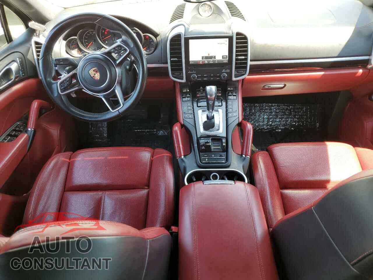 PORSCHE CAYENNE 2017 - WP1AA2A26HKA85471
