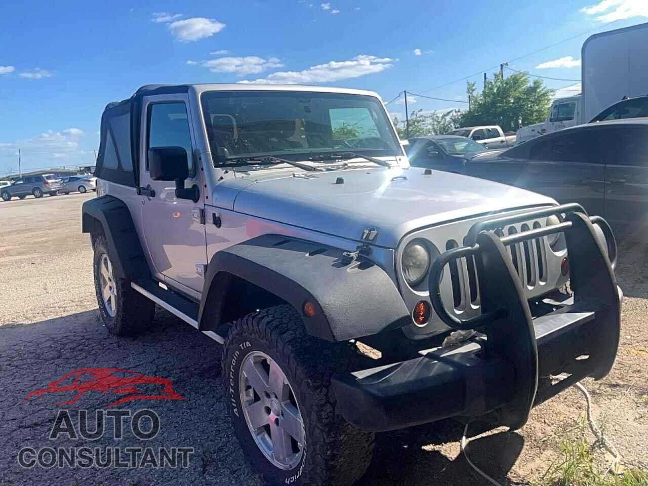 JEEP WRANGLER 2011 - 1J4AA2D16BL551027