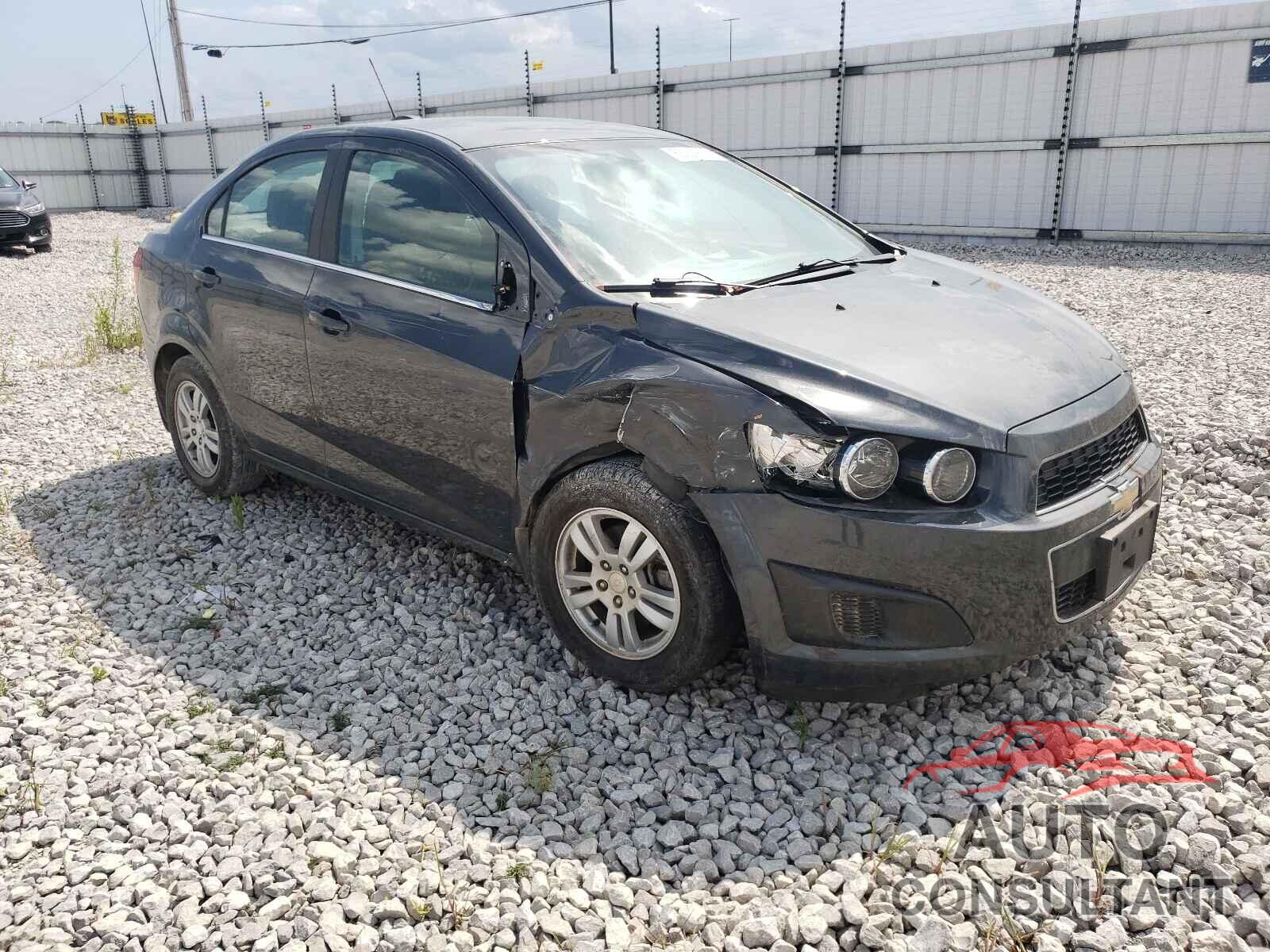 CHEVROLET SONIC 2016 - 1G1JC5SB5G4115664