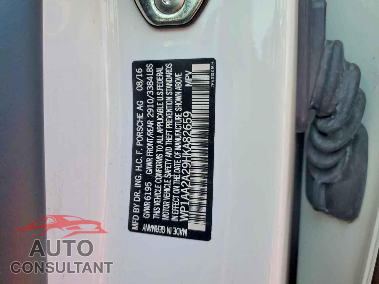 PORSCHE CAYENNE 2017 - WP1AA2A29HKA82659
