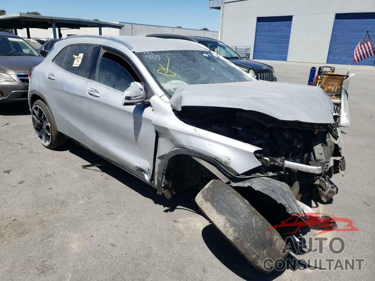 MERCEDES-BENZ GLA-CLASS 2016 - WDCTG4EB2GJ255581