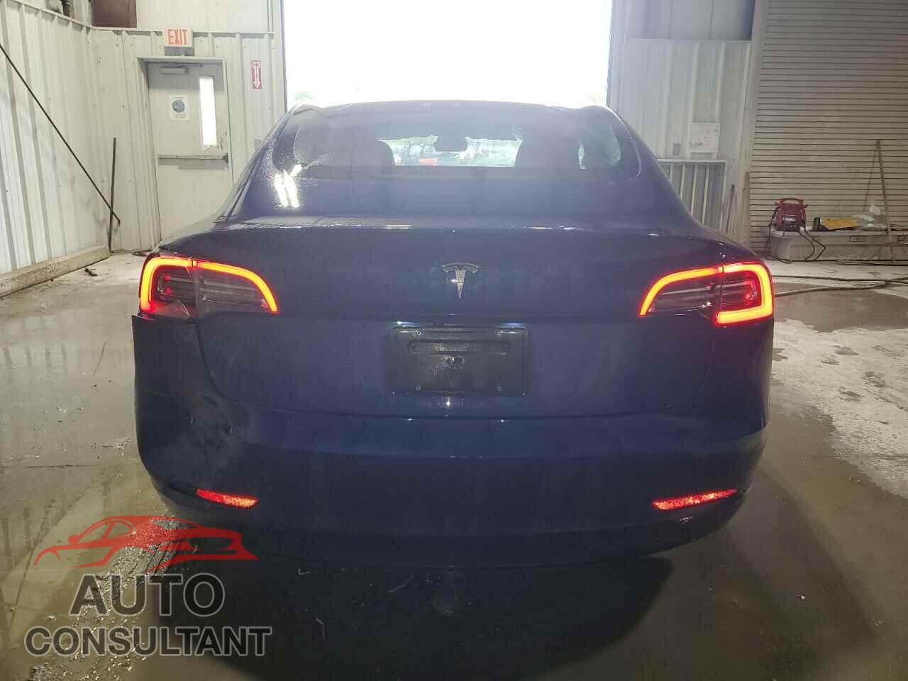 TESLA MODEL 3 2022 - 5YJ3E1EA7NF369551